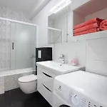 Luxury Danica With A Private Rooftop Pool شقة *