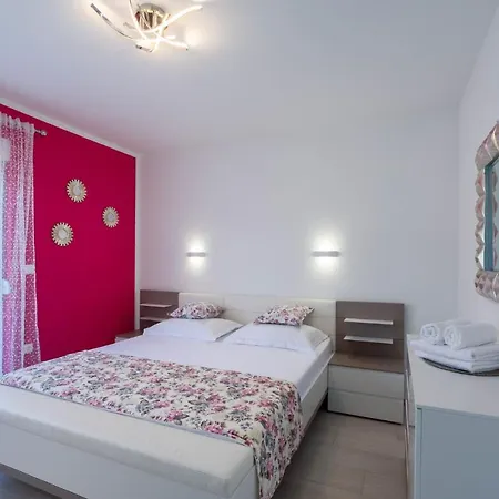 Appartement Luxury Danica With A Private Rooftop Pool *