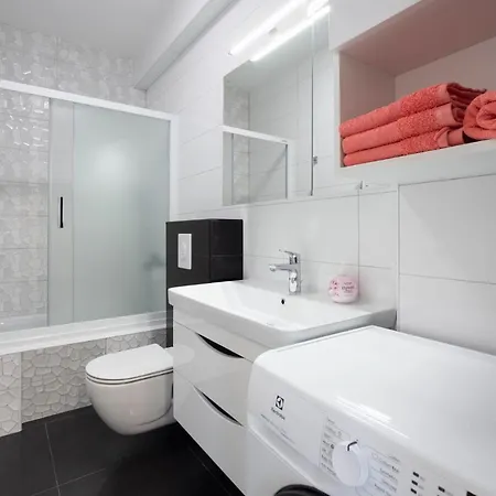 Luxury Danica With A Private Rooftop Pool Appartement *