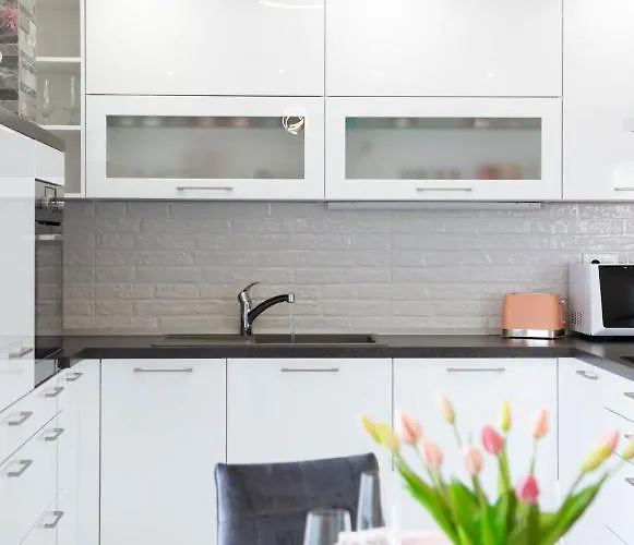 Luxury Danica With A Private Rooftop Pool Apartman