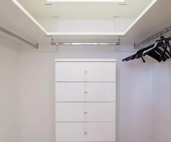 Luxury Danica With A Private Rooftop Pool Apartman Kaštela